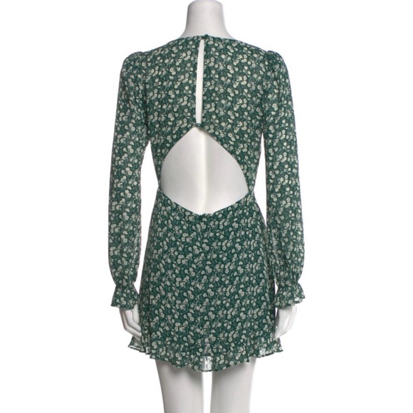 REFORMATION DRESS 🩷 - Picture 2 of 4